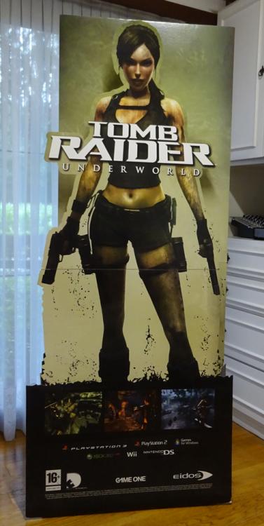 Lara Croft display 01.JPG